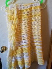 Pretty crocheted yellow d'occasion  Expédié en France