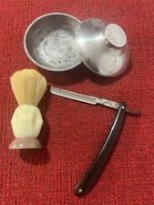 Vecchio set barba usato  Fermo