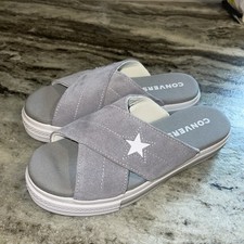 Women 6.5 converse for sale  Bealeton