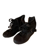 Chaussures baskets montantes d'occasion  Saint-Laurent-du-Var