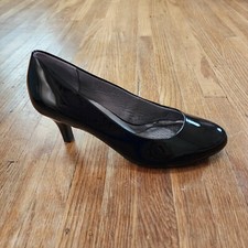 Life stride parigi for sale  Williamson