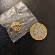 Arsenal badge for sale  PONTYPRIDD