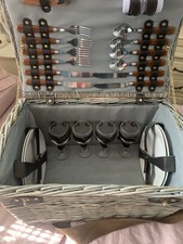 4 person picnic hamper for sale 4 person picnic hamper for sale BRISTOL