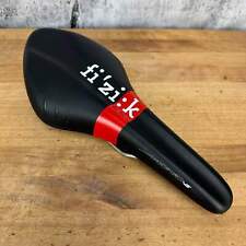 Selim de bicicleta Fizik Arione VS Versus 7x7mm trilhos de kium preto/vermelho 132mm 247g comprar usado  Enviando para Brazil