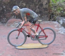Roger petit coureur d'occasion  Dornecy