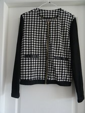 Tres jolie veste d'occasion  Neuville-de-Poitou
