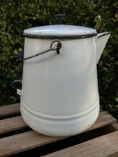 Antiga chaleira de café branca com acabamento preto esmalte cowboy fazenda rústica fogueira comprar usado Antiga chaleira de café branca com acabamento preto esmalte cowboy fazenda rústica fogueira comprar usado  Enviando para Brazil