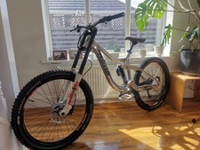 Kona operator med for sale  KNOTTINGLEY