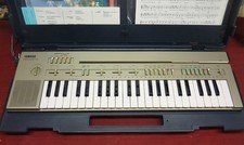 Clavier synthétiseur vintage d'occasion  Village-Neuf