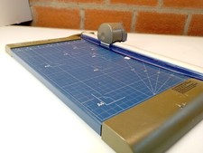 Taglierina per carta usato  Empoli