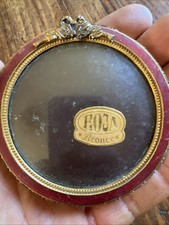 Small round bronze d'occasion  Expédié en Belgium