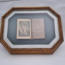 Mini livro antigo William Shakespeare caixa de sombra octógono antiquário moldura arte comprar usado Mini livro antigo William Shakespeare caixa de sombra octógono antiquário moldura arte comprar usado  Enviando para Brazil