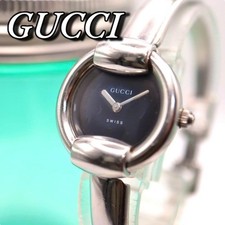Montre bracelet gucci d'occasion  Expédié en France