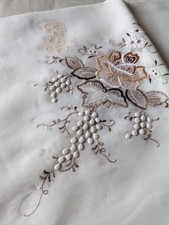 Tovaglia ricamata organza usato  Volpiano
