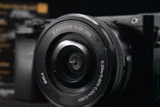 [Garantia de 1 ano] Câmera Digital Mirrorless Sony alpha a6000 com Lente Preta 6772 comprar usado  Enviando para Brazil