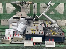 Lote De Colección SIN PROBAR De Equipo Eléctrico Científico Mayormente Unilab. 20+ Kg segunda mano  Embacar hacia Mexico
