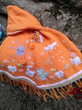 Poncho enfant bebe d'occasion  Saint-Étienne-de-Lugdarès