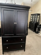 Black wooden wardrobe d'occasion  Expédié en Belgium