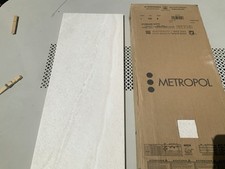 Boxes metropole 70cm for sale  BOURNEMOUTH