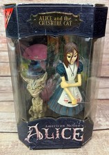 Bonecos American McGee’s Alice & Cheshire Cat - Variante Olhos Grandes/Anime comprar usado Bonecos American McGee’s Alice & Cheshire Cat - Variante Olhos Grandes/Anime comprar usado  Enviando para Brazil