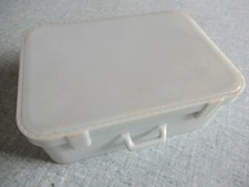 Valise poupee plastique d'occasion  Fresnes