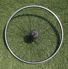 Roda de substituição de bicicleta híbrida traseira de alumínio 700 x 35 com roda livre de 7 velocidades preta, usado comprar usado  Enviando para Brazil