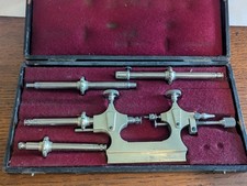 Jacot strumento tornio usato Jacot strumento tornio usato  Spedire a Italy