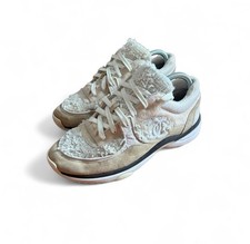 Chanel Sneakersy Zamszowe Unisex Logo Rozmiar 40,5 EU Kremowe Białe Używane  na sprzedaż  PL