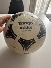 Ancien ballon foot d'occasion  Mennecy