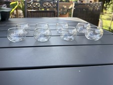 Ensemble petit verres d'occasion  Expédié en Belgium