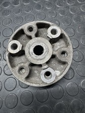 Mozzo ruota disco usato Mozzo ruota disco usato  Taurisano