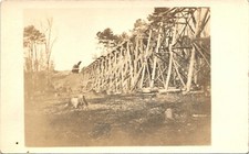Usado, CONSTRUÇÃO DE TRESSLE DE PONTE antigo cartão postal foto real rppc PÁ DE VAPOR c1910 comprar usado  Enviando para Brazil