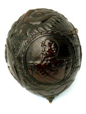 Ancienne noix sculptée d'occasion  Paris I