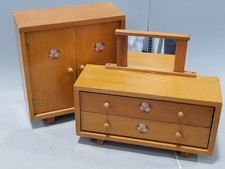 wooden dresser w mirror for sale wooden dresser w mirror for sale Oklahoma City