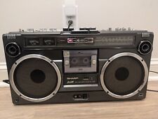 BOOMBOX SHARP GF-303SB VINTAGE CON ENTRADA AUXILIAR Y CASETE FUNCIONANDO  segunda mano  Embacar hacia Argentina