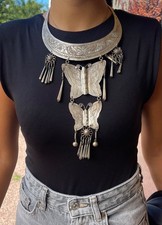 Chine collier cérémonie d'occasion Chine collier cérémonie d'occasion  Marseille X