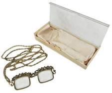Usado, Lupa extravagante vintage Lorgnette óculos placa dourada corrente longa 19c ópera comprar usado  Enviando para Brazil