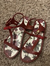 Sandálias femininas Dolce & Gabbana novas em folha – Tamanho 33 IT – Fabricadas na Itália – Vermelha  comprar usado  Enviando para Brazil