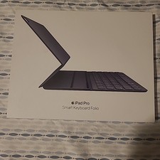 Capa folio teclado inteligente Apple para iPad Pro de 12,9 polegadas (3ª geração), preta - comprar usado Capa folio teclado inteligente Apple para iPad Pro de 12,9 polegadas (3ª geração), preta - comprar usado  Enviando para Brazil