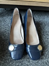 Ladies navy shoes for sale  SHOTTS