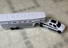 Tomy 1:32 Big Roads Ford F-350 Dually Pick-Up Truck com reboque de cavalo comprar usado  Enviando para Brazil