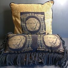 Conjunto de 2 travesseiros vintage Newport dourado preto leão animal estampa franja decorativa comprar usado  Enviando para Brazil