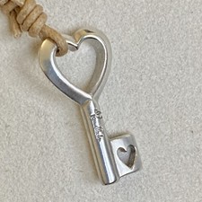 Pomellato collana ciondolo usato  Italia