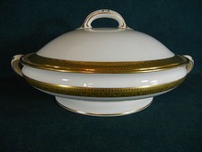 Lenox round pedestal for sale  Salem