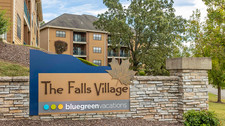 Falls village branson for sale  Branson