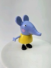Boneco Peppa Pig Friends Emily Elephant vestido amarelo estatueta de brinquedo  comprar usado Boneco Peppa Pig Friends Emily Elephant vestido amarelo estatueta de brinquedo  comprar usado  Enviando para Brazil