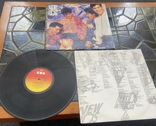NOVO KIDS ON THE BLOCK Passo a Passo Álbum de Vinil Lp + Letra 1990 Vintage comprar usado NOVO KIDS ON THE BLOCK Passo a Passo Álbum de Vinil Lp + Letra 1990 Vintage comprar usado  Enviando para Brazil