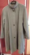 Manteau vert amande d'occasion  Chelles