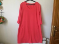 Magnifique robe neuve d'occasion  Ormesson-sur-Marne