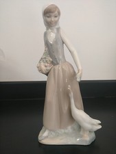 Lladro country girl for sale  STAINES-UPON-THAMES